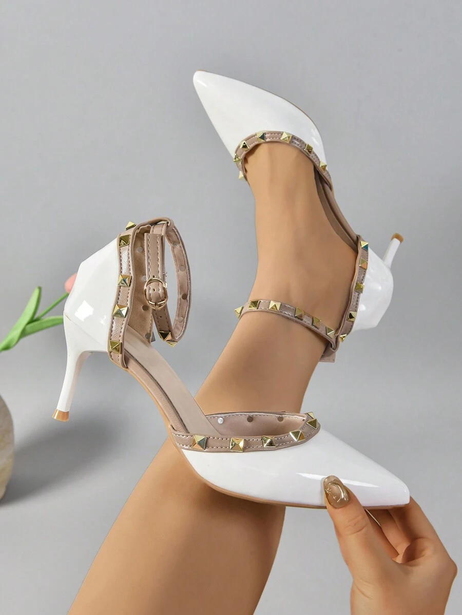 Nuove scarpe da donna con borchie, stringate, con punta affusolata, tacco alto comodo, sandali stiletto alla moda e versatili con tacco medio e aperture, décolleté vintage con un fibbia e punta chiusa - Bianco - Visualizzare 1