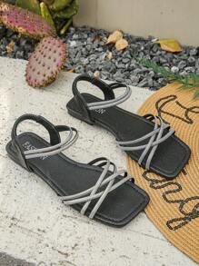 Sandalias abiertas de verano de nueva moda con tiras con strass, tallas grandes 35-43, planas, livianas y cómodas para uso diario casual para mujeres.