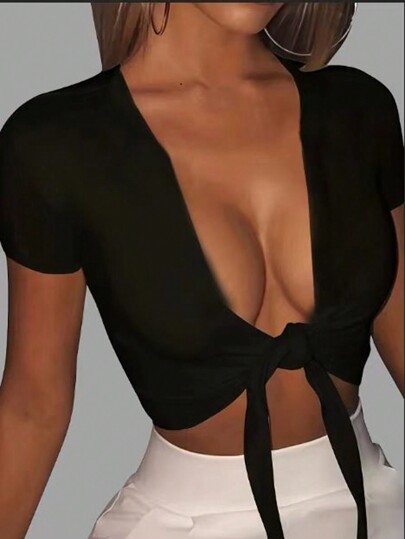 Blusa con mangas cortas y cordones de moda y sexy para 2025