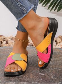 女士树叶图案拼接坡跟凉鞋，厚底设计；女士交叉绑带露趾坡跟凉鞋；休闲一脚蹬坡跟凉鞋，加固缝线；舒适坡跟凉鞋，适合夏季旅行和海滩；耐穿舒适的一脚蹬凉鞋 - 彩色 - 查看 6