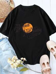 Women's Neil Young Harvest Classic T-Shirt - Vintage Retro Music Tee - Black - View 1