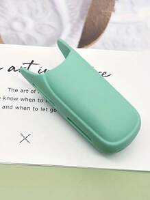 Heat Resistant Silicone Cover For Straighteners, Flat Irons And Curling Irons, Suitable As A Gift