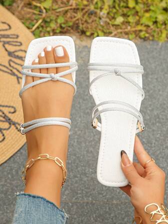 大码 35-43 夏季新款时尚闪亮水钻系带露趾平底凉鞋，休闲一脚蹬舒适平底拖鞋，女士