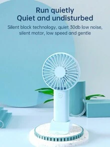 1 pieza Ventilador de triple hoja recargable por USB con soporte, se puede usar como soporte para teléfono/tableta, diseño lindo adecuado tanto para niños como para niñas. Regalo ideal para mujeres, perfecto para actividades al aire libre, playa, oficina, escuela, hogar [Ventilador de refrigeración de verano]