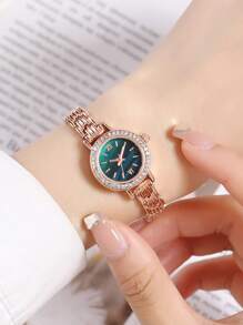cay Classic Fine Chain Shell Dial Bracelet Watch