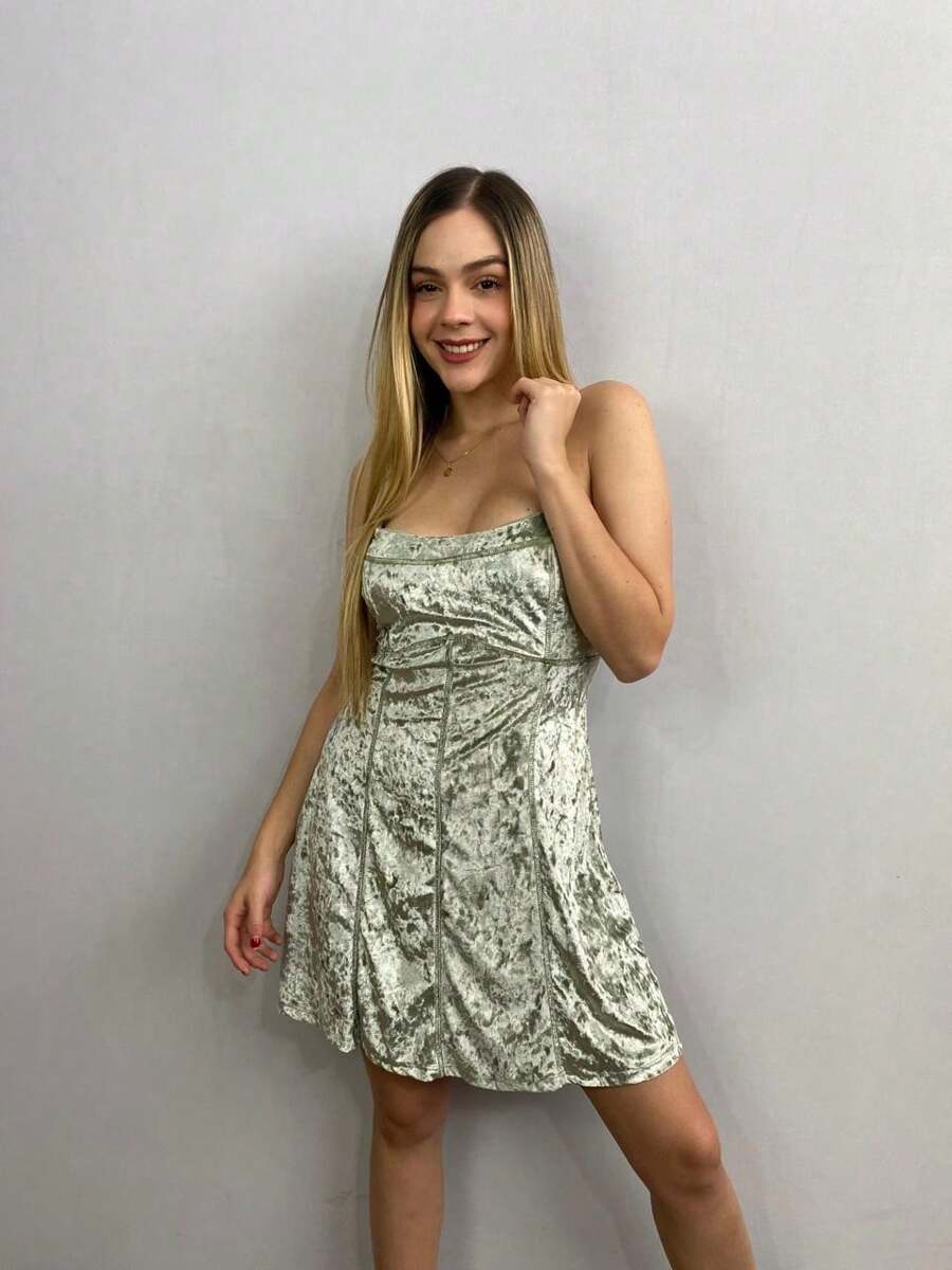 vestido corto de tirantes de terciopelo - Verde - Ver 1