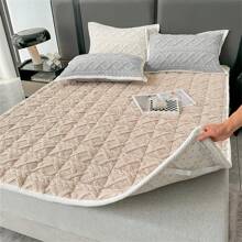 1pc New Style Comfortable Cotton Padded Mattress Pad