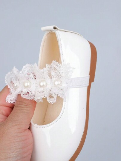 Zapatos de princesa para niñas pequeñas, nuevos zapatos con flor de perla y encaje para niñas pequeñas, zapatos de baile con ribete de encaje para bebés - Características: -Apariencia exquisita: Top blanco