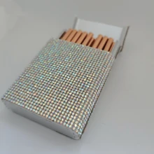 Estuche de cigarrillos para mujer con doble cara, brillos y rhinestones, minimalista y de moda para uso diario casual