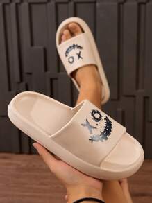 صندل أسلوب كاجوال للرجال خفيف الوزن مبطن لغرف المنزل/الخارج/الشاطئ/الماء مزين برسومات حروفية ملونة ومتنفس