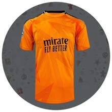 Conjunto de camiseta y pantalón corto de fútbol naranja del Real Madrid 2024 - Naranja - Ver 3