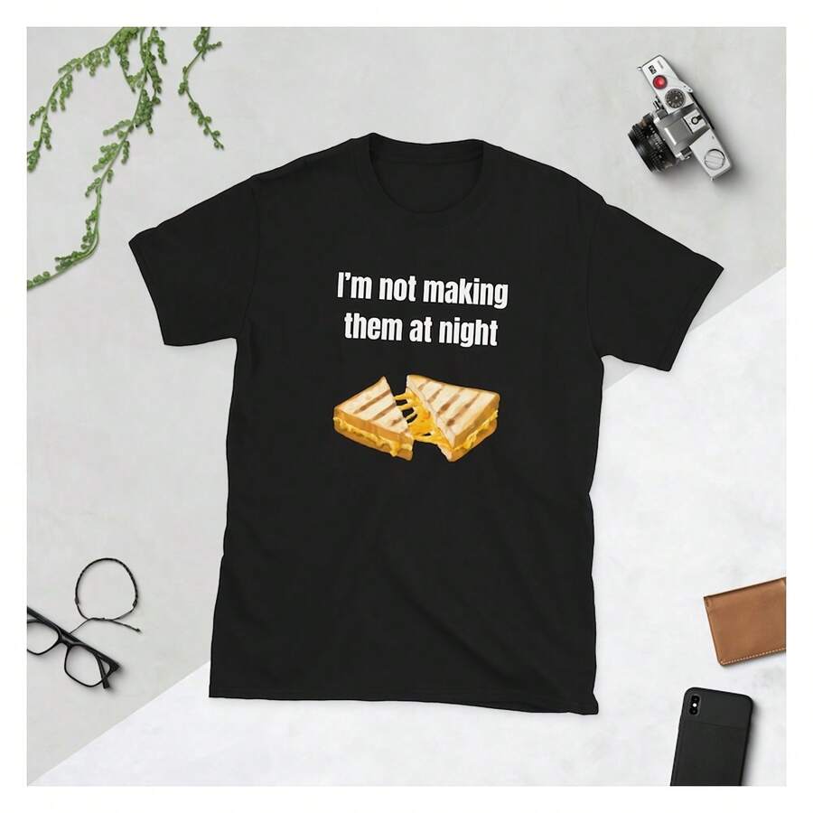 Funny "I'm Not Making Them At Night" Grilled Cheese, Shane Gillis Shirt, Front And Back Printed Tshirt, Funny Uni Shirt, Gifts, Gift Idea - 黑色 - 查看 1