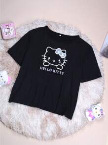 Sanrio Conjunto de tres piezas de pijama de verano para mujer autorizado por Sanrio con top de manga corta, shorts y pantalones estampados con diseño de KT de estilo suelto y casual, elegante para el hogar y de vacaciones