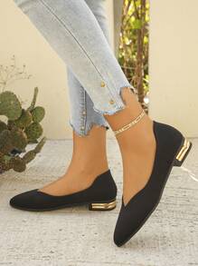 Plus Size Women's Fashion Simple Black Point Toe Low Heel Slip-On Flats, Suitable For Daily Wear, Work, Driving, Commuting, Lightweight & Comfortable