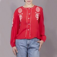 Camisa informal roja de viscosa bordada para mujer, con mangas largas abullonadas y cuello redondo. - Rojo - Ver 1