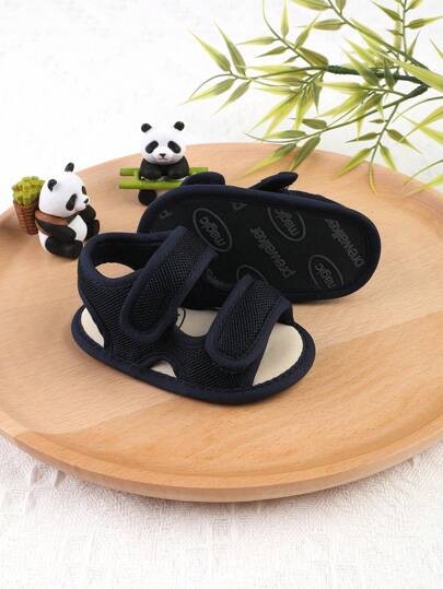 1 Pair Infant Toddler Mesh Hook-And-Loop Design Flat Sandals & Slippers, Suitable For 0-1 Year Old, Fit For Spring, Summer And Autumn