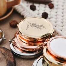 Miroir de poche personnalisé avec fleurs de naissance - Miroir compact personnalisé avec nom - Cadeaux de demoiselle d'honneur, portable, pliable et réversible, miroir de maquillage, cadeaux de enterrement de vie de jeune fille, cadeau d'anniversaire pour elle, miroir de retouche pour fille, un cadeau chaleureux pour les filles, sœurs et meilleures amies