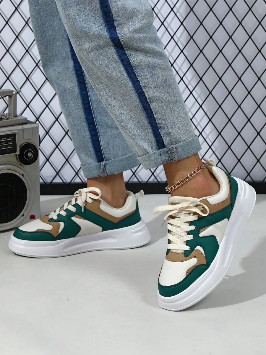 Zapatillas casuales de inspiración dopamínica en color verde salvia para mujer, diseño minimalista, con cordones, puntera redonda y tacón bajo cómodo. Versátiles para uso al aire libre, vestimenta casual, fiestas y días festivos