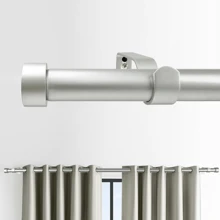 1 Set Of Modern Design Curtain Rods, 1 Inch Diameter Metal Modular Free Combination Barrier-Free Appearance Living Room Curtain Rods, Multiple Specifications 48 Inches - 144 Inches Window Decoration Curtain Rods, Solid Aluminum End Cap Bedroom Curtain Rods, Suitable For Home Decoration, Apartments, Bathroom Decoration, Dormitories, Outdoor (Gold, Black, Silver) - 銀色 - 查看 1