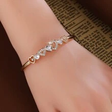 1 件女士独特优雅微镶嵌锆石心形手链，婚礼/派对配饰，情人节礼物，妈妈，母亲，母亲节，礼物