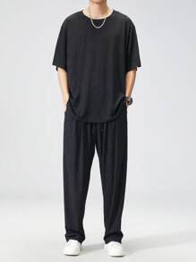 男士加大码冰丝短袖睡衣套装，圆领冰丝上衣和直腿休闲长裤，舒适服装 - 黑色 - 查看 1