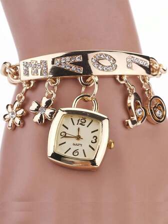 1 st Modelegering Kristallhänge Charm Armband Watch Quartz Armbandsur Love Armband Watch, minimalistisk design för kvinnor