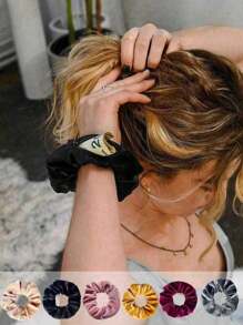 1 pieza Bolsa de almacenamiento de diademas, Mini bolsa de maquillaje, Mini bolsa de almacenamiento de auriculares, Bolsa de almacenamiento de lápiz labial, Diadema con cremallera oculta con bolsillo privado y multifunción, Esencial de viaje, Accesorio grande para mujeres y niñas - Coletero negro invisible para el cabello