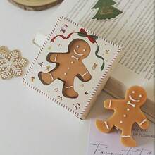 1pc Christmas A Soybean Wax Material Christmas Gingerbread Man Scented Candle, Lovely Christmas Wind Home Gingerbread Man Candle Decoration, Suitable For Christmas Decoration, Home Decoration, Table Decoration, Table Decoration, Christmas Holiday Gifts, With Gifts, Four Seasons Universal Candles, Coffee And Milk Scented Candles, Candle Decoration