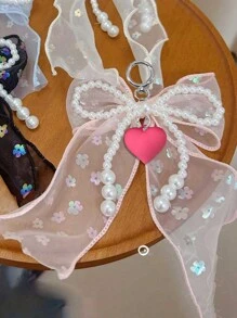 Schattige en eenvoudige mode kraal imitatie parel strik roos rood hart tas hanger, glanzend en kleurrijk licht, strik met gekleurde bloemen, doe-het-zelf effen kleur kant met klinknagels imitatie parel strik hanger mobiele telefoon schelp hanger, strik lint, multifunctionele doe-het-zelf sleutelhanger