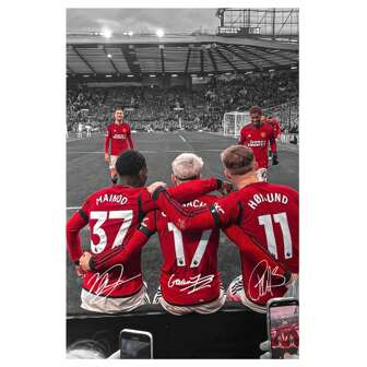 1 pieza Póster de lienzo con celebración dinámica de fútbol - Arte de pared con jugadores, ideal para decoración de dormitorio y sala de estar, regalo opcional para entusiastas del deporte con marco