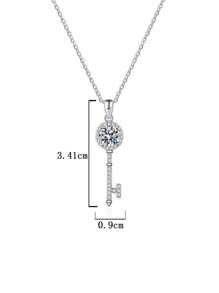 BLOVEMEE 1 件优雅奢华 925 银 1 克拉莫桑石钥匙吊坠项链，适合女性日常佩戴、派对、度假、情人节、母亲节、结婚纪念日、女士珠宝礼物