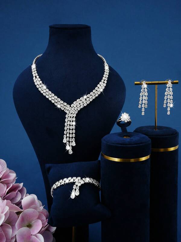 Set di gioielli da 5 pezzi con zirconi cubici a goccia d'acqua e nappine, adatto per matrimonio, festa, compleanno, raduno festivo e accessori da abito delle donne