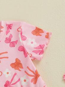 Toddler Baby Girl Summer Outfits Flower Strawberry Bow Pattern Crew Neck Short Sleeve T-Shirt With Shorts 2 Pcs Set - 粉色 - 查看 4