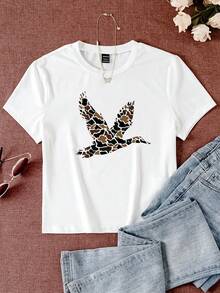 Camouflage Colorful Abstract Bird Print Cropped Short Sleeve Round Neck Casual Versatile T-Shirt, Suitable For Women In Summer And Spring