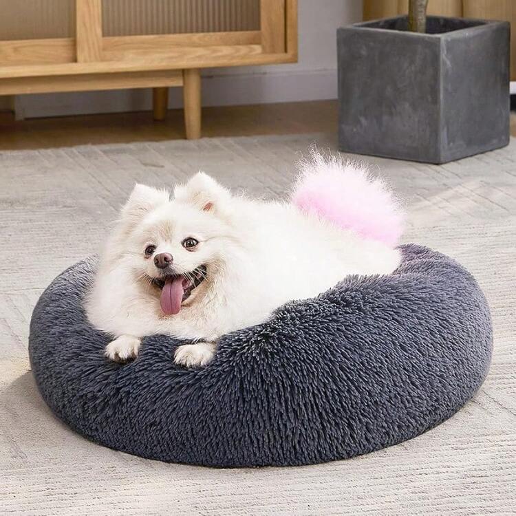 Calming Beds Indoor Cats, 20'' Kitten Donut Beds Pet Up To 15lbs, Fluffy Small Cuddler, Anti-Anxiety Plush Faux Fur Large Pet Bed Washable (20'', Brown) - 灰藍色 - 查看 7