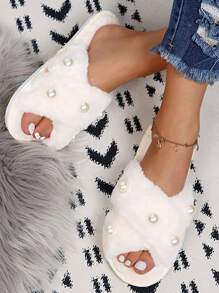 2025新款女士居家拖鞋露趾毛绒拖鞋室内外拖鞋黑珍珠毛毛鞋露趾十字拖鞋，舒适居家 - 白色 - 查看 3