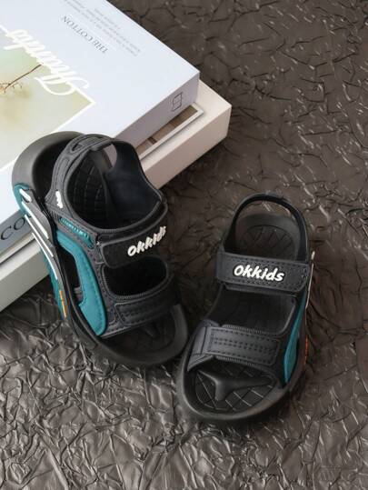 1 双儿童时尚可爱户外夏季跑步鞋，轻便舒适，适合海滩、返校、宿舍、凉鞋风格