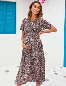 GoyRrbay Women's Maternity Boho Ruffles Short Sleeve Dress Floral Smocked Scoop Neck Midi Dress For Baby Shower Photoshoot - màu đen - Xem 2