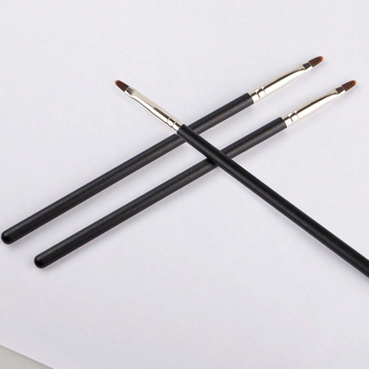 2 piezas-Pincel labial multifuncional recto-Pincel de maquillaje labial portátil para mujer-Crea una exquisita capacidad de labios-Herramienta de maquillaje de fibra suave - Multicolor - Añade 6