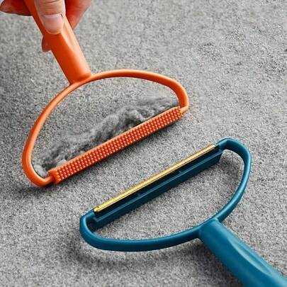 1/2/3pcs, Hand-Held Simple Fabric Shaver, Plastic Handle, Waterproof And Rust-Proof Copper Strip Scraper,Color Random Pet Hair Remover, Dog Cat Hair Remover, Fur Removal Tool, Portable Carpet Scraper, Clothes Fuzz Rollers For Carpets, Car Mat, Couch, Pet Bed, Furniture & Rug ,Suitable For Hair Ball And Hair Removal Of Woven Fabrics, Carpets And Other Fabrics,Not Suitable For Knitted Sweaters