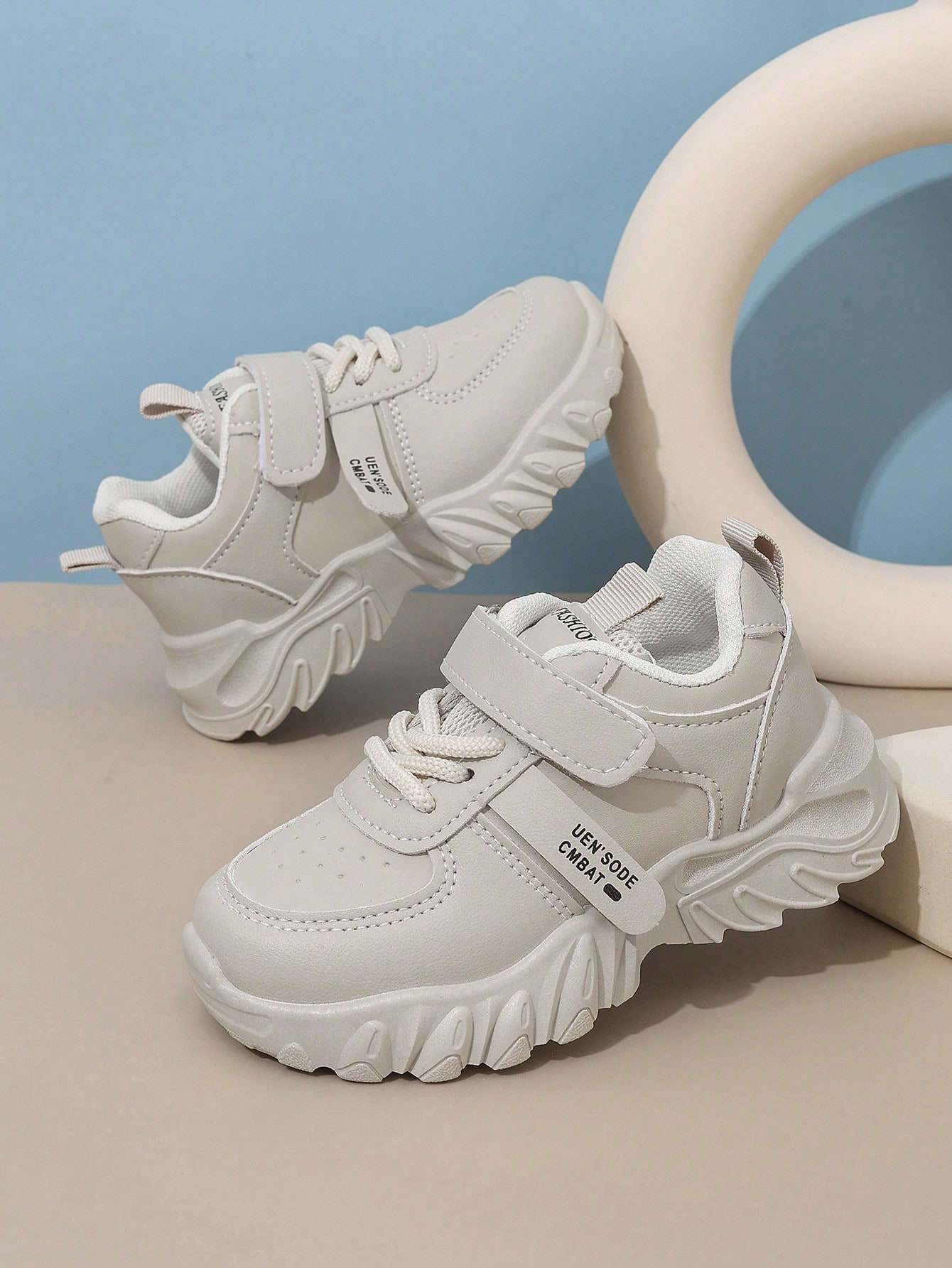 زوج من أحذية الرياضة للأطفال للربيع ،أحذية الجري ل...