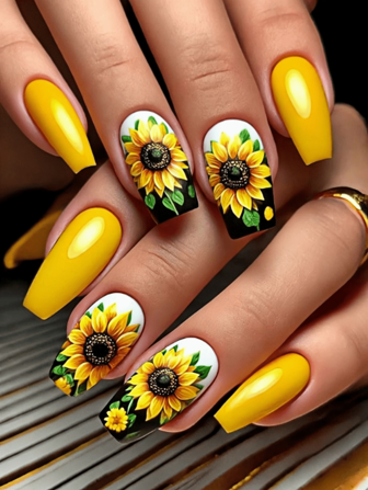 24Pcs Heart Stripe Rose Pattern Press-On Nail Tips, Valentine'S Day Gift Press On Nails Nail Supplies Nails