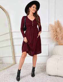 GoyRrbay Maternity Knit Ribbed Dress Casual V Neck Long Sleeve Midi Sweater Dress With Pocket Photoshoot Baby Shower - Burgundy - View 5