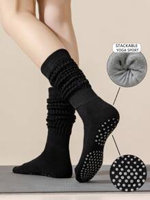 1 par de calcetines de yoga y pilates para mujer, antideslizantes y de terciopelo grueso, adecuados para deportes en interiores, fitness, running, apilables para pantorrilla, para gimnasio, otoño - Negro - Ver 2