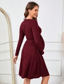 GoyRrbay Maternity Knit Ribbed Dress Casual V Neck Long Sleeve Midi Sweater Dress With Pocket Photoshoot Baby Shower - Burgundy - View 3