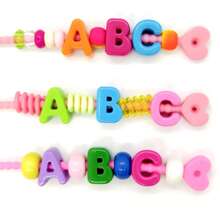 26 件时尚新款亚克力大孔英文字母直孔珠 DIY 手机挂绳、鞋饰、手工珠宝配饰、节日礼物