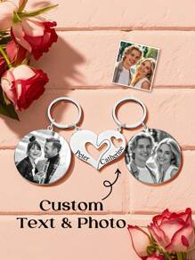 1pc Custom Matching Couple Keychain Set With Photo, Personalized Engrave Keychain With Photo And Text, Custom Heart Keychain, Personalized Stainless Steel Heart Women's Men's Puzzle Matching Text Couple Keychain, Personalized Photo Matching Keyring, Gift For Couples Lovers, Gift For Girlfriend And Boyfriend, Gift For Wife Husband, Birthday Gift, Valentine's Day Gift, Anniversary Gift.