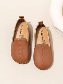 1 paire de chaussures enfants à enfiler, simples, de couleur unie, à l'apparence du . Chaussures de danse à la mode pour garçons, antidérapantes, décontractées, souples. Chaussures plates polyvalentes pour filles.