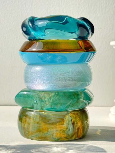 1pc Minimalist Geometric Blue Tie Dye Contrast Asymmetrical Twisted Resin Bracelet, Summer Beach Holiday Decor