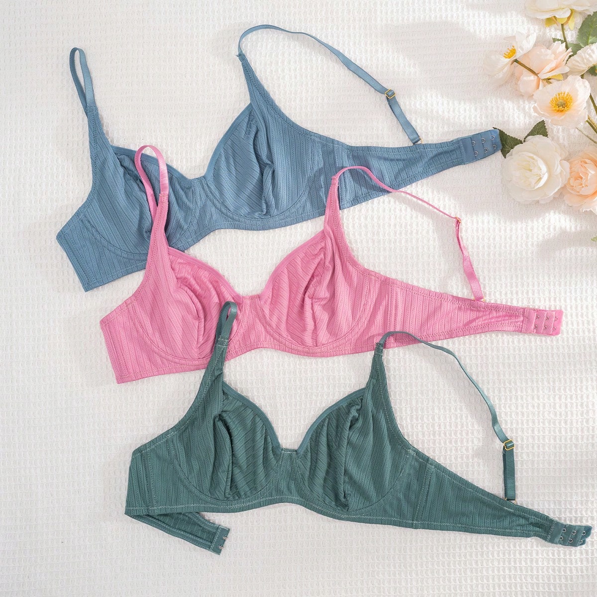 Set de 3 sujetadores con aros de mujer de color liso